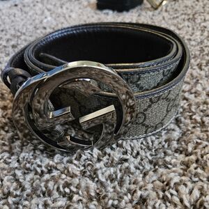 GUCCI belt